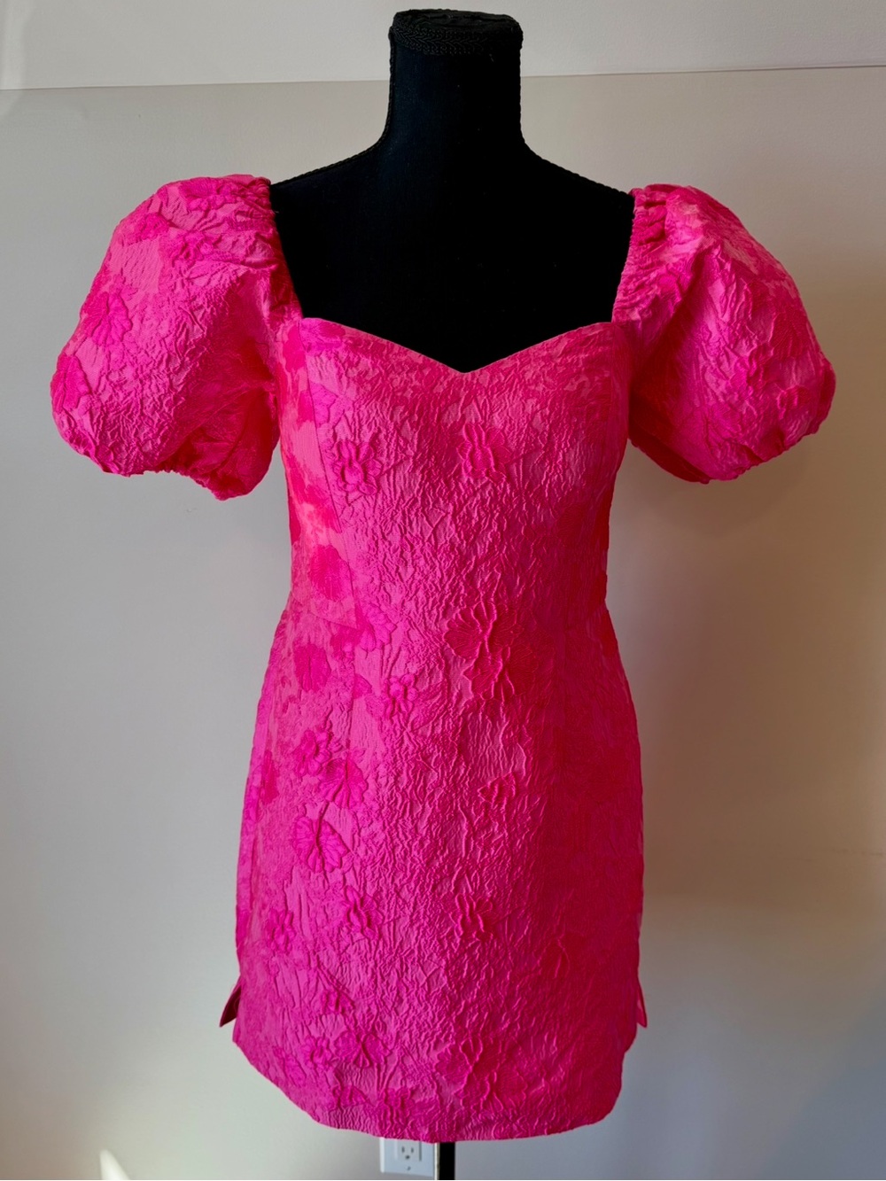 Excellent Lilly Pulitzer Passion Fruit Pink Leaf Jacquard Dress/Romper